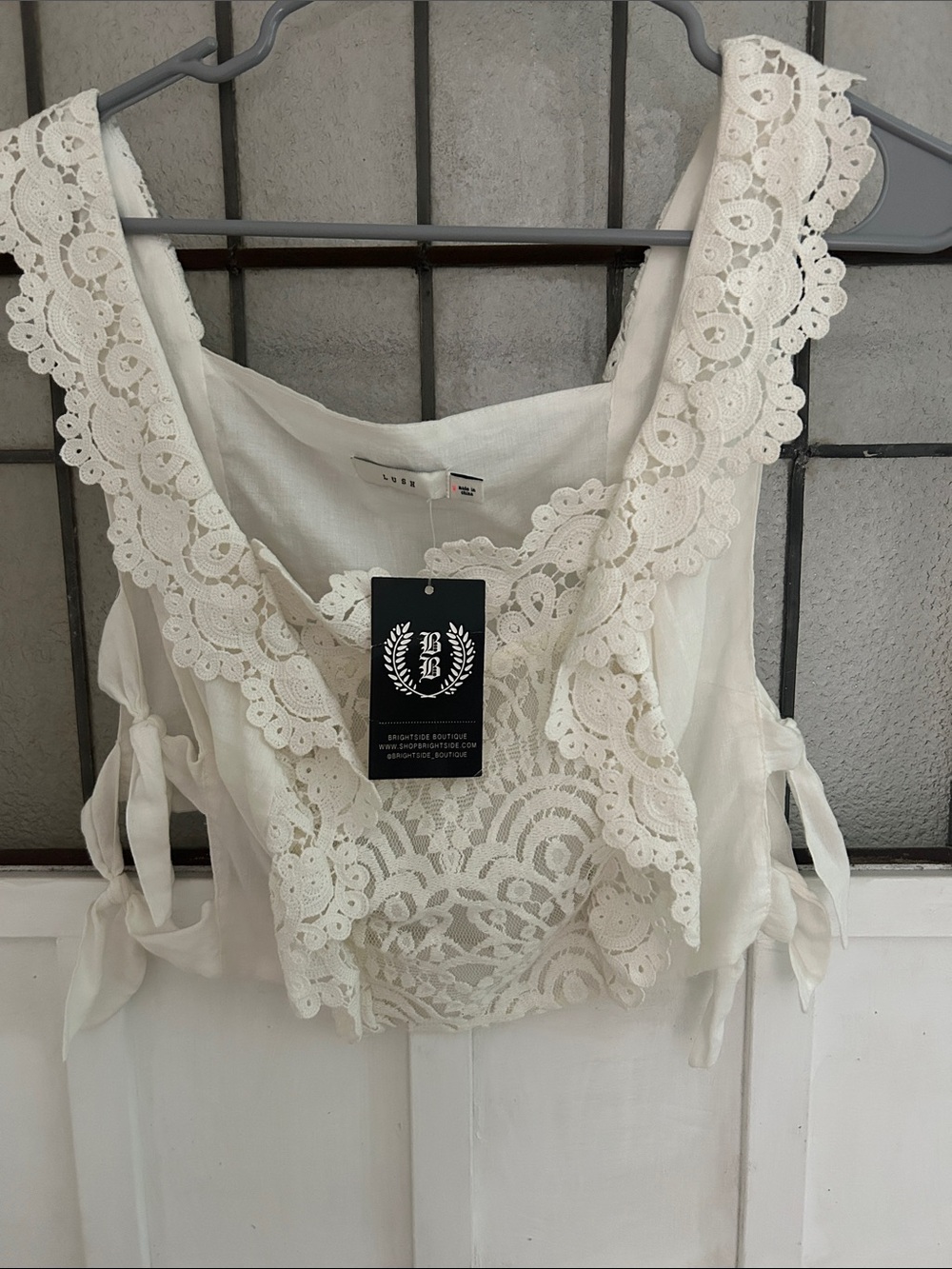 Lush White Crochet Trim Linen-Blend Tank